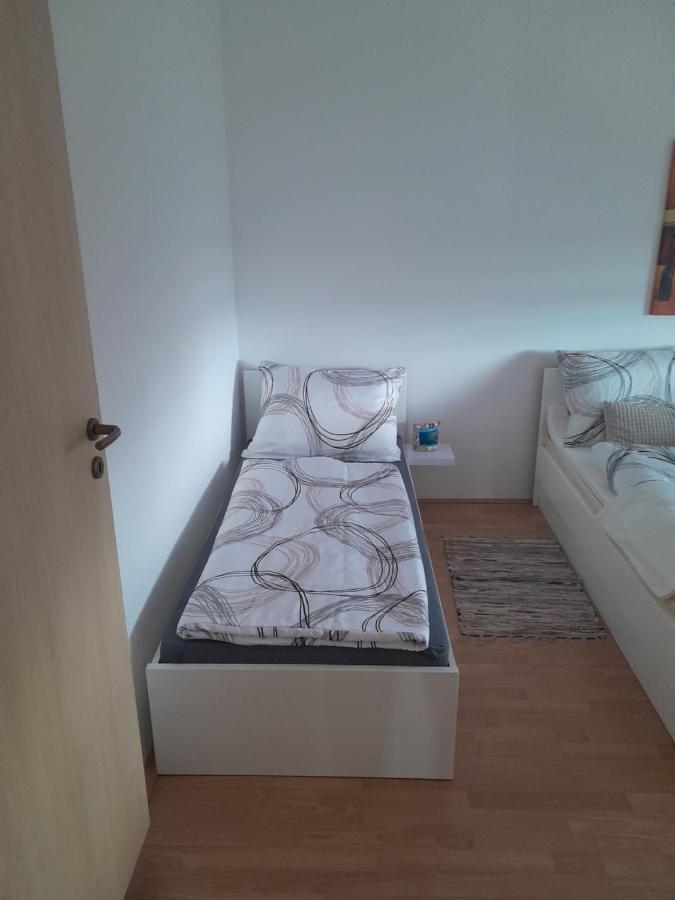 Caliente Apartments Vir B Экстерьер фото