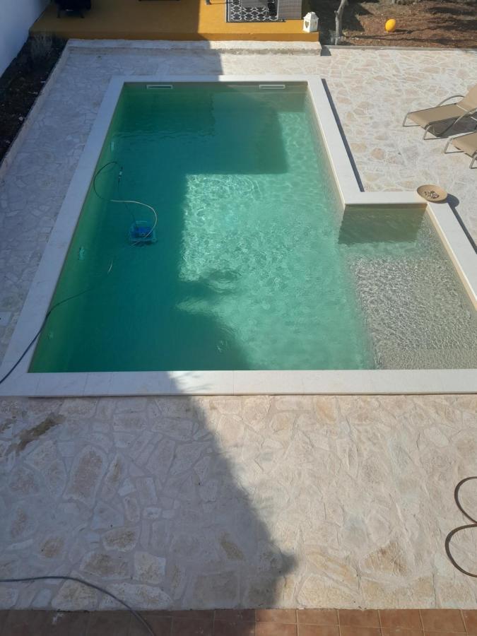 Caliente Apartments Vir B Экстерьер фото