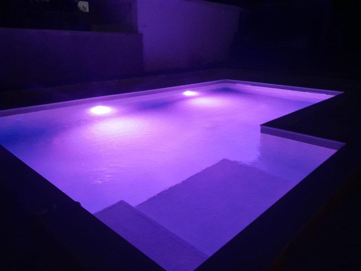 Caliente Apartments Vir B Экстерьер фото