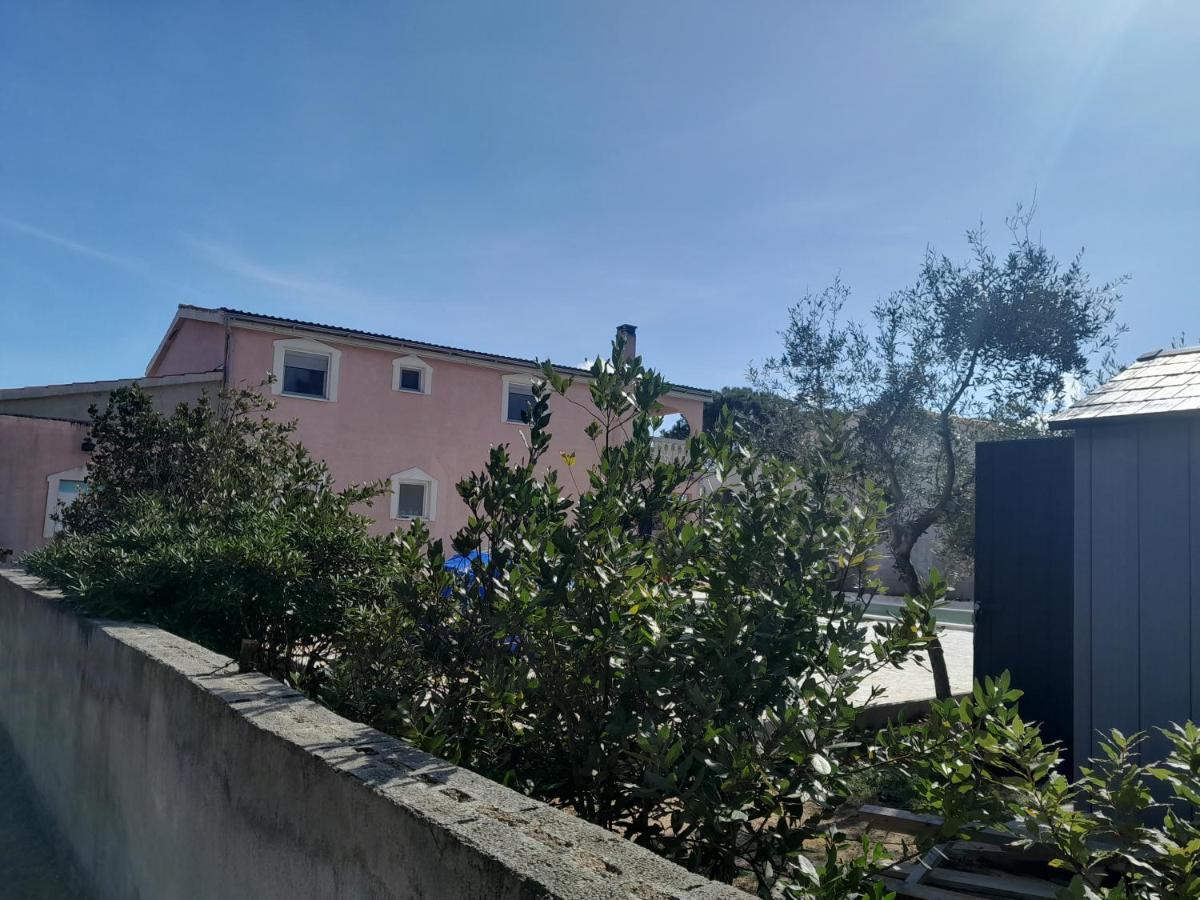 Caliente Apartments Vir B Экстерьер фото
