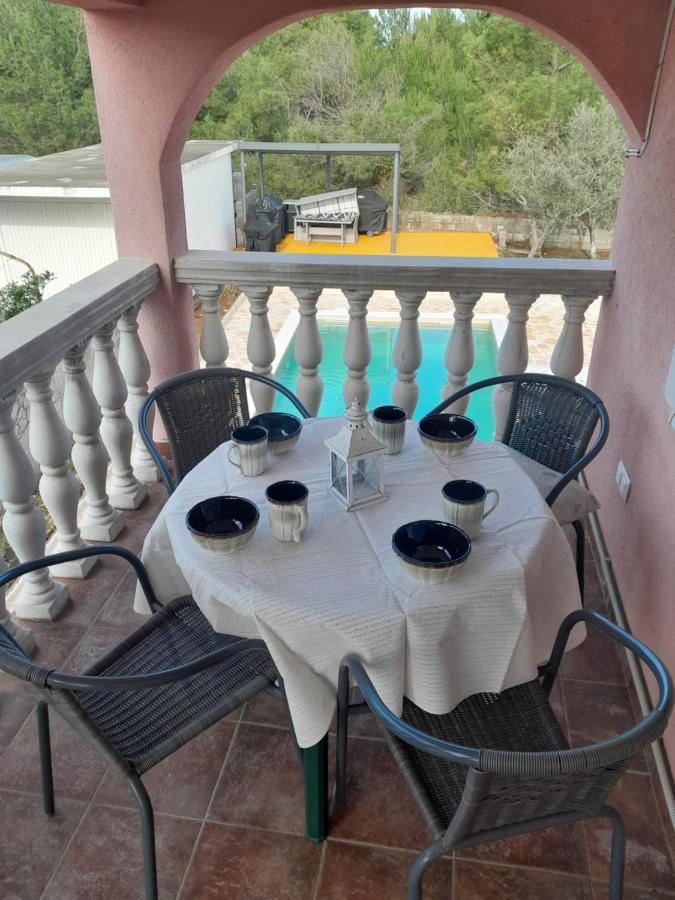 Caliente Apartments Vir B Экстерьер фото